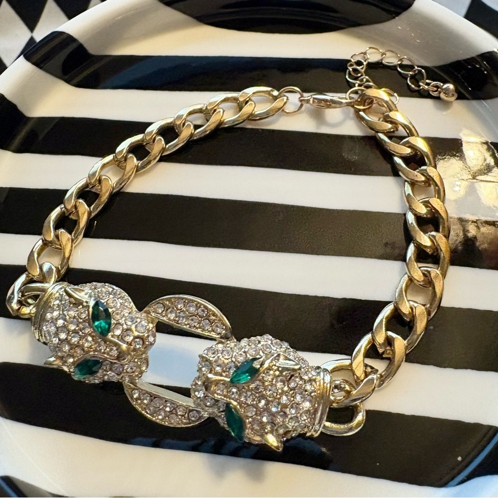 Gold Tone With Clear And and Green Crysyal Cat Bite Chain Bracelet
